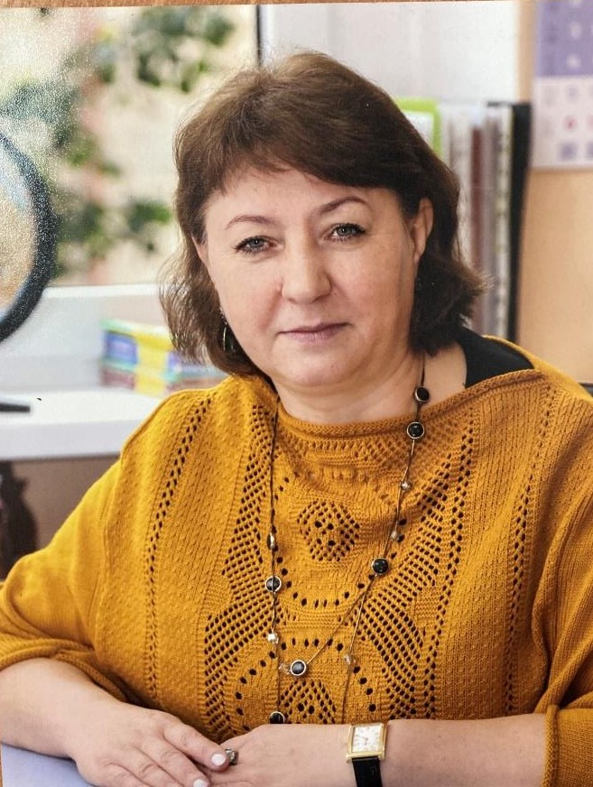 Маркова Эльвира Григорьевна.